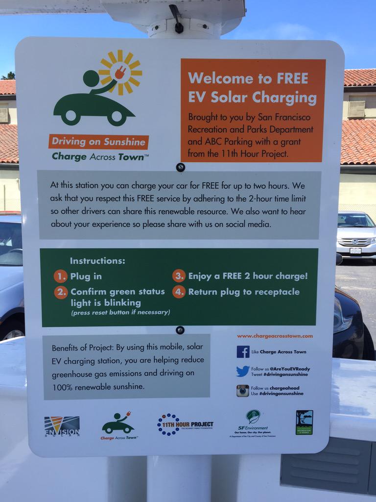 AreYouEVReady's tweet photo. Get your charge on at golden gate park's kezar stadium parking - FREE solar charging #drivingonsunshine #sfrecpark http://t.co/6tmp7RxeG5