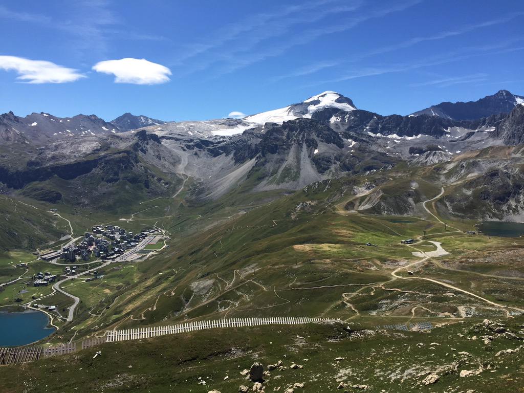 SwiftPSwift's tweet photo. Loving MTB'ing in Tignes. Swiftsx3 and Hullsx1. Boys are doing the hardcore lake slide tomorrow!! #Tignes #FTL #OLLI http://t.co/44s3el5LpH
