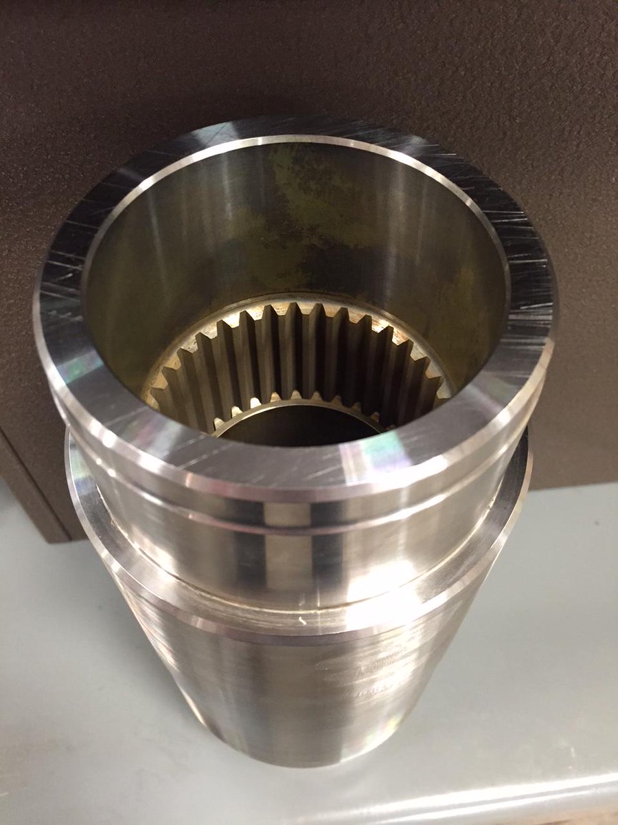qtamachining's tweet photo. Submerged in water, the CNC controlled machine cuts an internal spline, maintaining a 0.00015" tolerance. http://t.co/xNEaL4W6aG