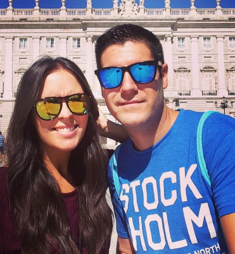 paualf_'s tweet photo. Lejos de ti... mis días son más tristes @MarksMoGa ❤️ http://t.co/3nJBJonz9K