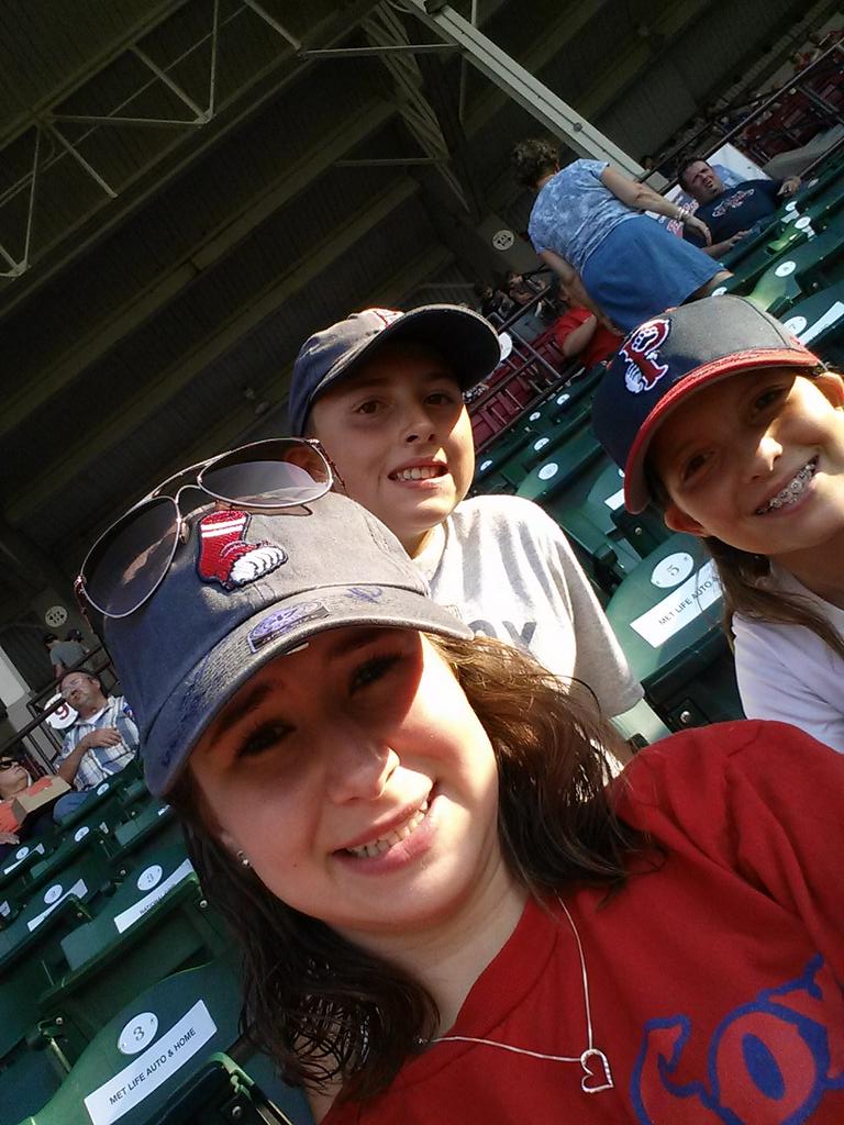 MySniv0449's tweet photo. @PawSox #pawsoxpic http://t.co/vA2cc89FLk