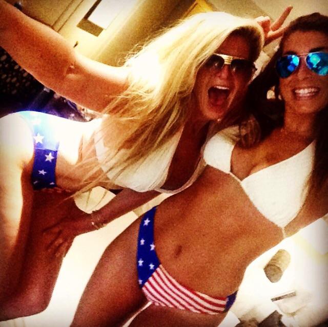 M999KJC's tweet photo. Of course we have matching Stars and Stripes bikinis! Only in #Vegasbaby @dinahanp 🇺🇸🙌🏽 http://t.co/VmE40EhueE
