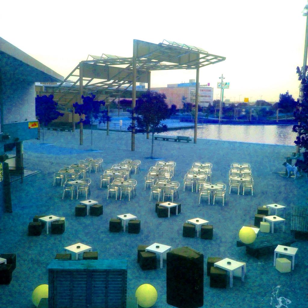 vfernandezj's tweet photo. Llacbar #Viladecans #baixllobregat http://t.co/dQiwqgWIkq