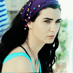 iMneraS's tweet photo. #TubaBukuyustun 
#KaraParaAsk http://t.co/EUCXH2Jq3u