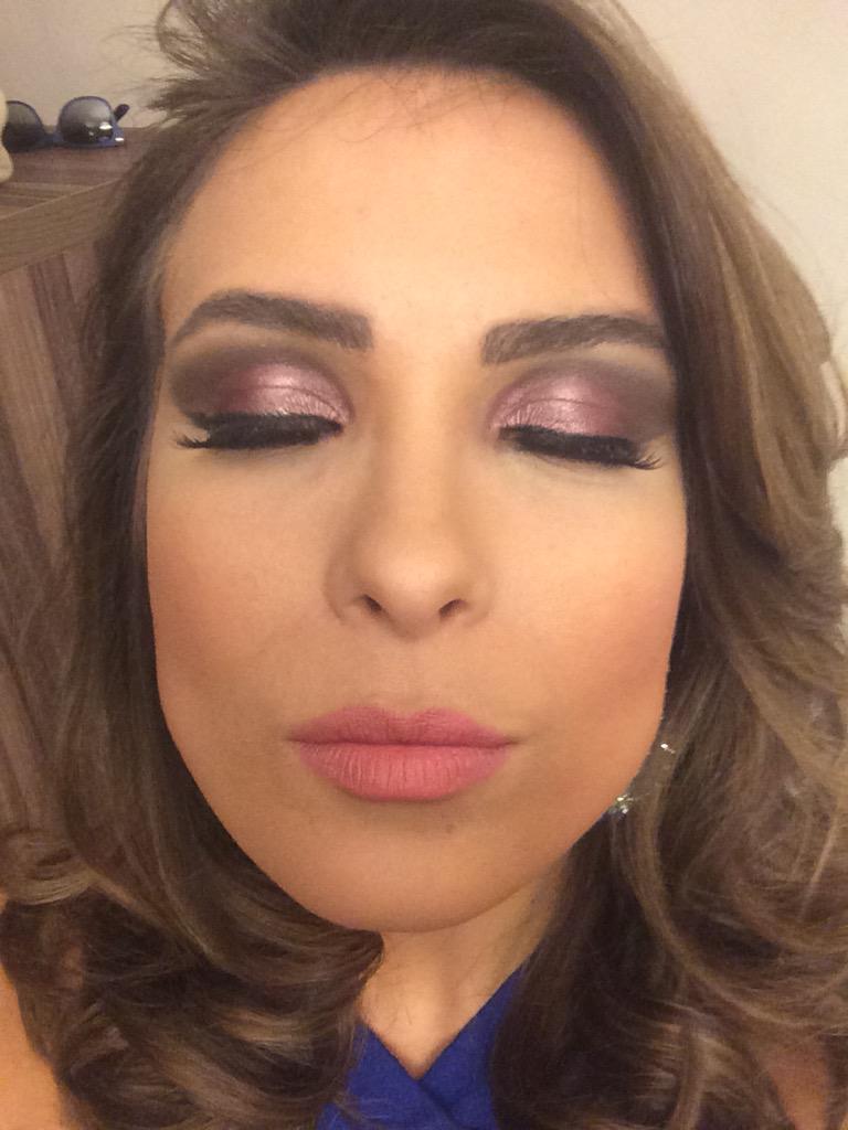 KamillaRSalgado's tweet photo. Olha aeee minha make! Gostaram?! http://t.co/In3dvr1xD9