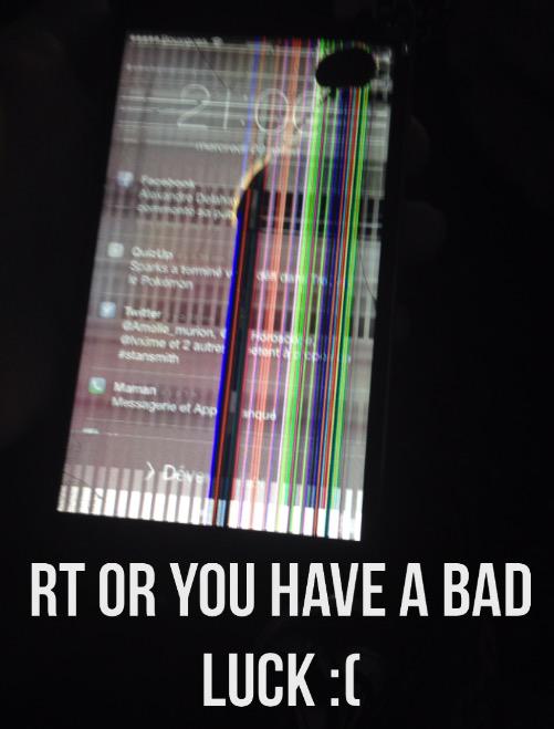 pamplestyles's tweet photo. PUTAIN J'VIENS DE CASSER MON TELEPHONE http://t.co/p0eI9XOImI