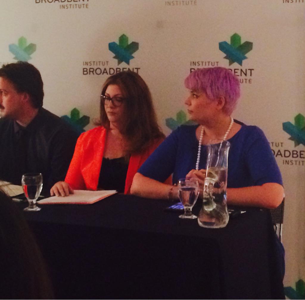 CUPE9112's tweet photo. .@TiffanyBalducci representing @CUPE9112 at @broadbent #StandForFairness with @ShawnMurphyTDSA and @AmyLEngland http://t.co/XZSFPQ98c8