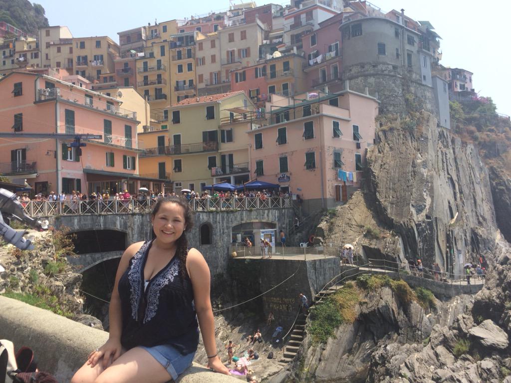 lizzyblue27's tweet photo. I thought I'd be okay coming home but I was wrong. I wish I was still on my European adventure✈️😭💔 http://t.co/ZEGWVbLV8f
