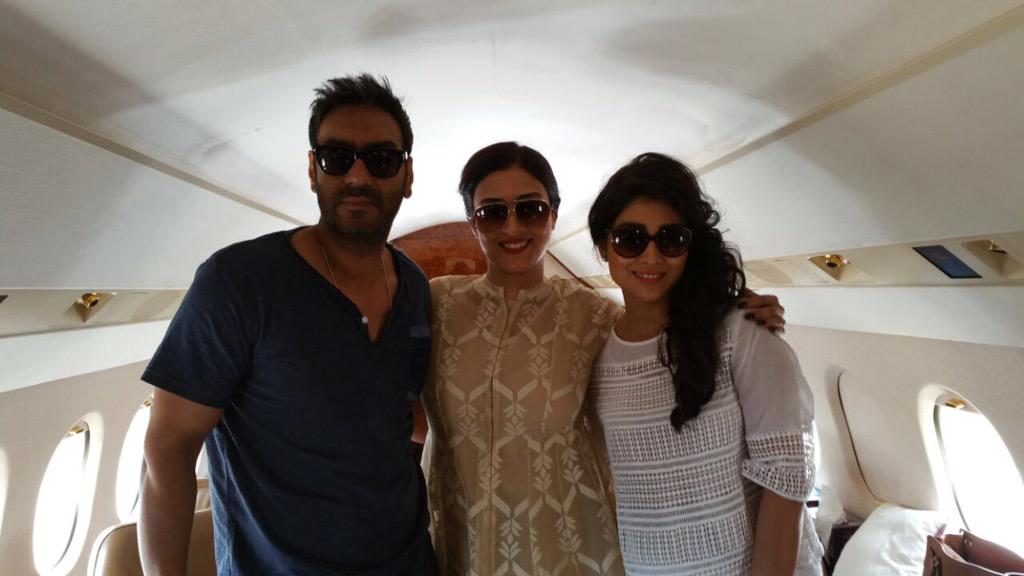 shriya1109's tweet photo. Time to fly ! @DrishyamTheFilm http://t.co/g8qIGIJ04T