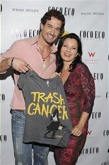 thierredicastro's tweet photo. Great times! @frandrescher #trashcancer http://t.co/YBL6m2dpWw