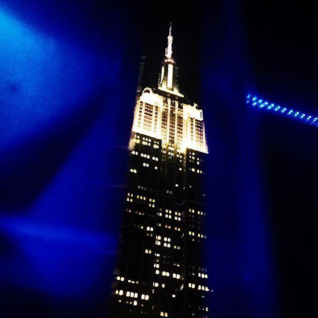 toko's tweet photo. hej lieblingsstadt <3. #upon20 #inahyattworld #traveltoko http://t.co/H6PlXf6nDD http://t.co/CDkjcSA6AM