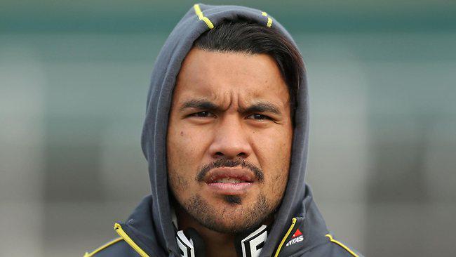IoaneDigby's tweet photo. @bigdickjohnston @debotton @TomLewis Don't smoke. #digbyhealthyioane #qantas @QuadeCooper http://t.co/bOtqxQNqgN