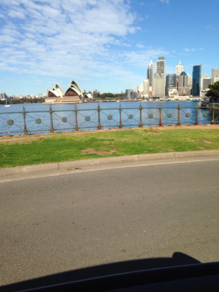 MoveMe_Forward's tweet image. Sydney you have turned on a stunning day &amp;amp; moved me 4wd☀️💕🙏🏼 #sydneyoperahouse #milsonspoint #MoveMeForward