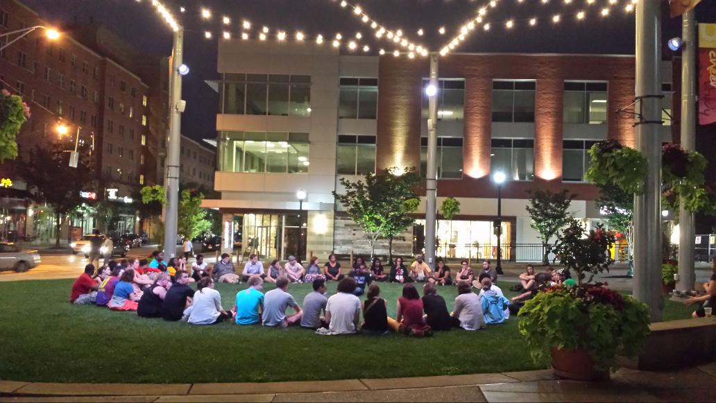 ChiefBlackwell's tweet photo. So proud of our officers, citizens today. Stopped for coffee, came out-impromptu peaceful protest  @uofcincy students http://t.co/WylE2Ftenm