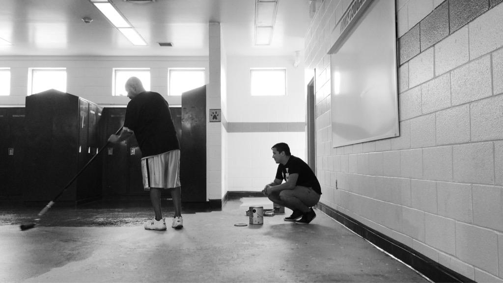 rhynsav's tweet photo. also thankful for the opportunity to serve alongside incredibly passionate people like @Angel_Marin90. #LOVEweek2015 http://t.co/YMX3NXuXIb