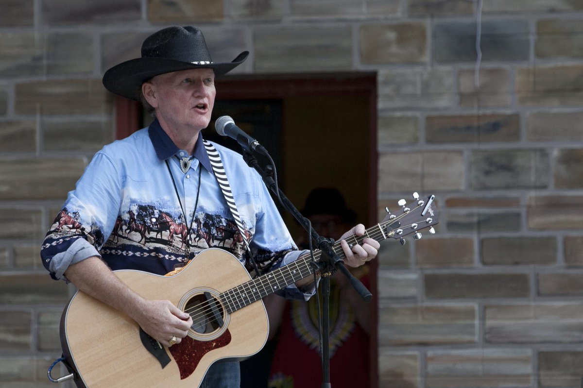 GrantMaloySmith's tweet photo. A few pictures from the Nelson Mandela International Day. Photos by Krista Wallhagen #rootsmusic #indiemusic #music http://t.co/ADVgrbW7to