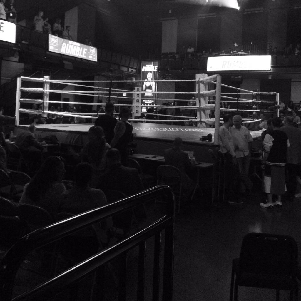 apronsforgloves's tweet image. RT @Megs_Rose: Get ready to... #RUMBLE15 @apronsforgloves