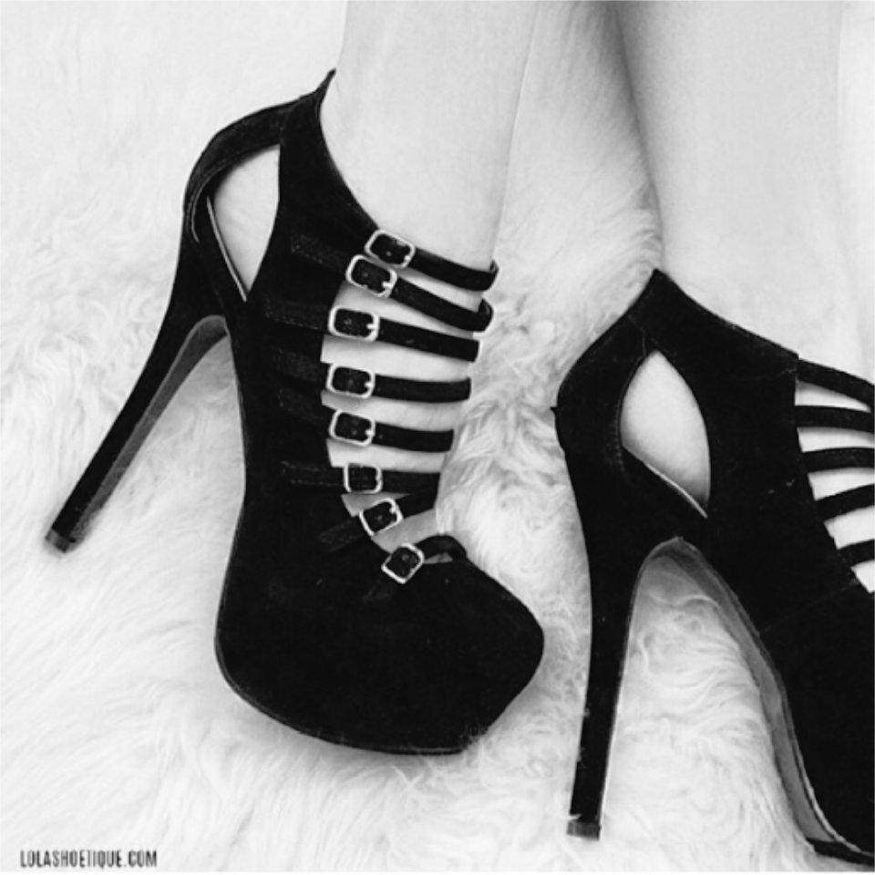 AnouvaBronya's tweet photo. http://t.co/AIQEaW7PJg