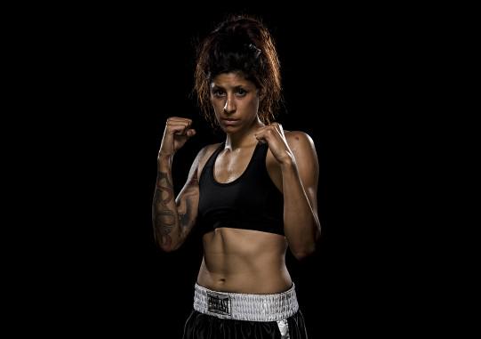 apronsforgloves's tweet image. Headed into the ring now for Lightweight Title, fighter Adele Marikar from @commodorevcr #RR15 #Rumble15