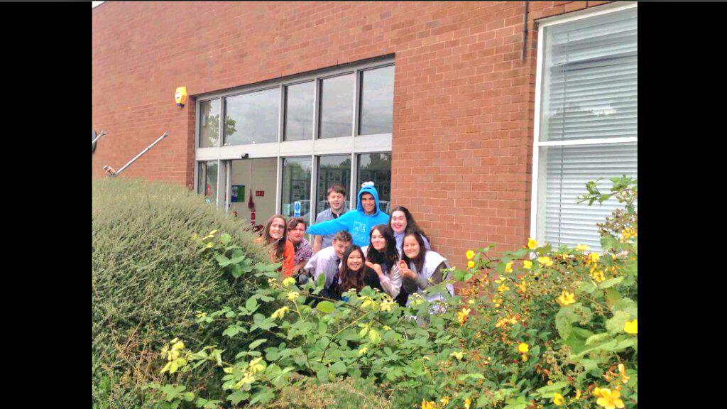 BeASuperheroNOW's tweet photo. Guess who's hiding in the bush! #iwillbeasuperhero #ncswarks #learningdisabilities http://t.co/PyxqF6bYBr