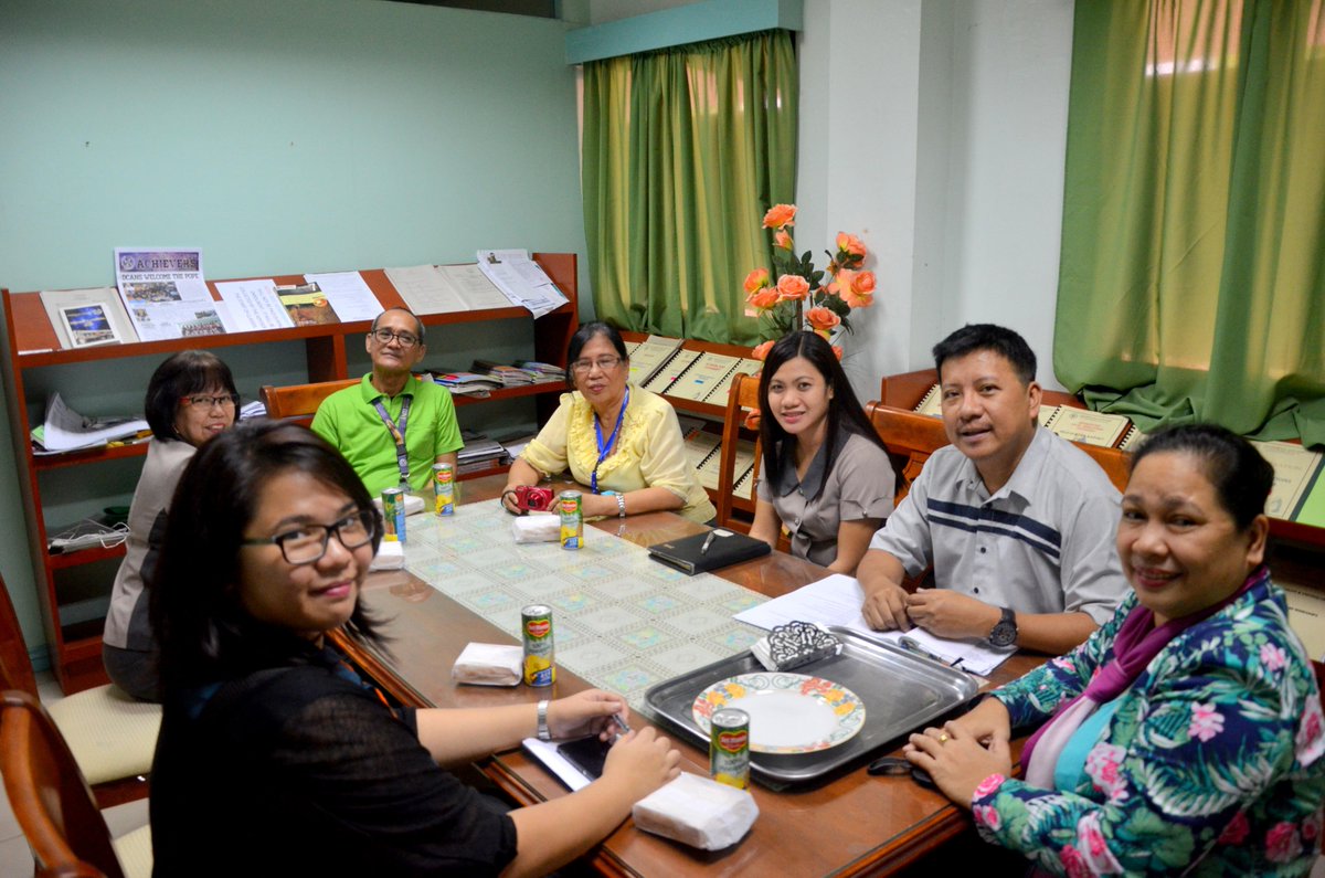 abdlrea's tweet image. Never thought I&apos;ll be spending time with Ms Bayugo &amp;amp; Dean Asis after 6 years #HSProblems #MMShakeDrillVolunteers