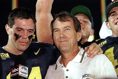 Happy 70th birthday to coach Lloyd Carr ! 