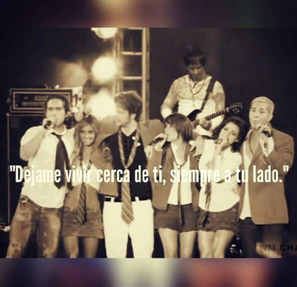 impesitas's tweet photo. Pasan los años, porque esto es para siempre #KCAMexico #RBD #PremioLeyenda #DulceMaria #OLoHacesTuOLoHagoYo http://t.co/8ax9xodGKM
