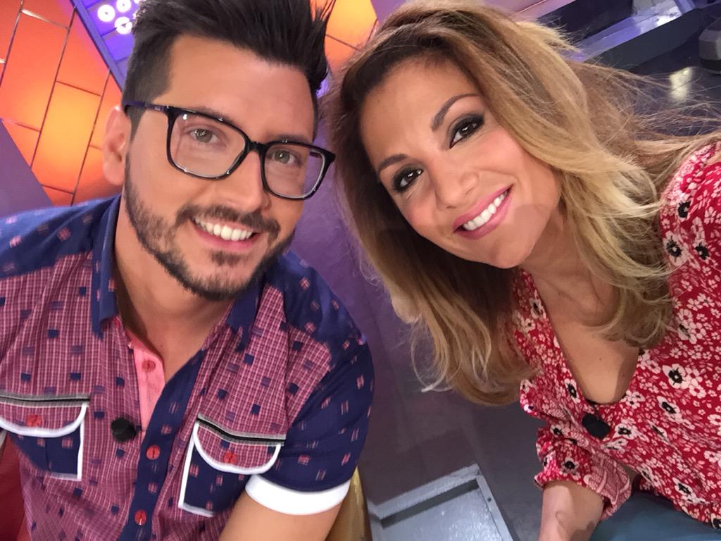 Nagore_Robles's tweet photo. Buenos días!No os perdáis la final más bonita y emotiva q he vivido jamás...
Te echare muchísimo de menos @Manu_LB_ 😘 http://t.co/NVDsaiBBF1