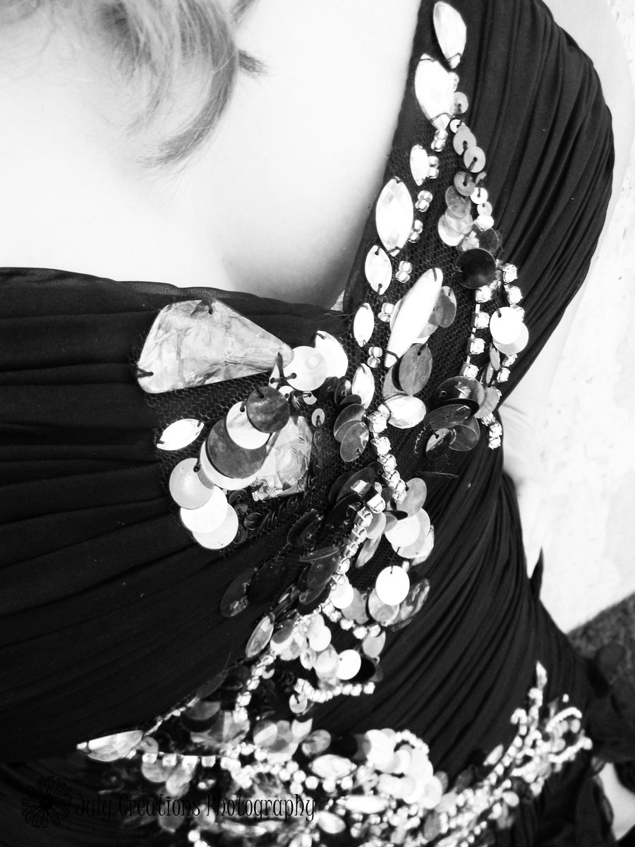 BairdHarlee's tweet photo. love my black &amp;whites http://t.co/dYl7br418m