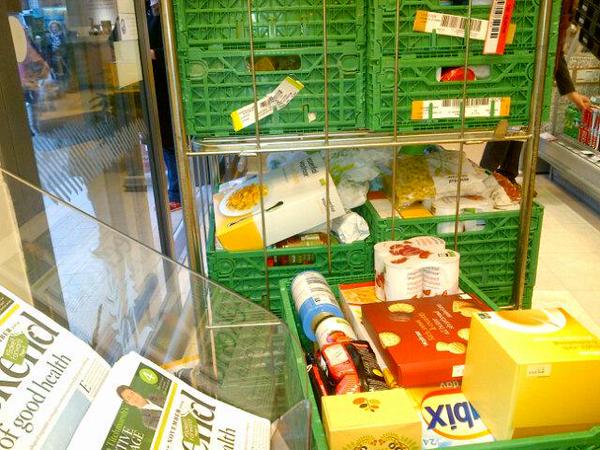 Welfare Bill will drive more families to #foodbanks and payday lenders:  unison.org.uk/news/welfare-b… #WelfareBill