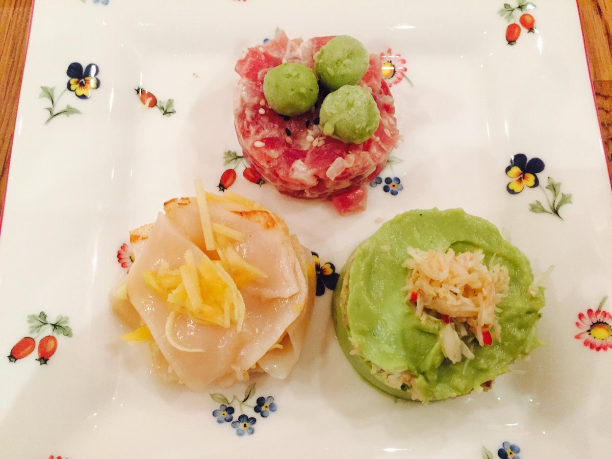 staerox's tweet photo. #Healthy tartar ! With wasabi avocado sorbet!! Oh my God it was amazing! #StaeHealthy #StaeFit http://t.co/NP6lGaBrB3