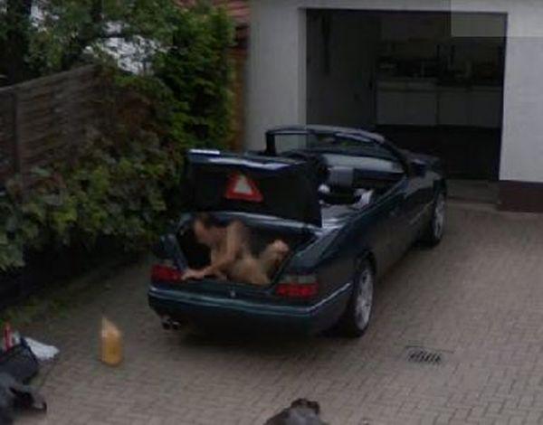 Motivame's tweet photo. Imágenes MISTERIOSAS vistas en Google Street View que te sorprenderán https://t.co/C2YGeKdPyj https://t.co/XinMWVR3Wl