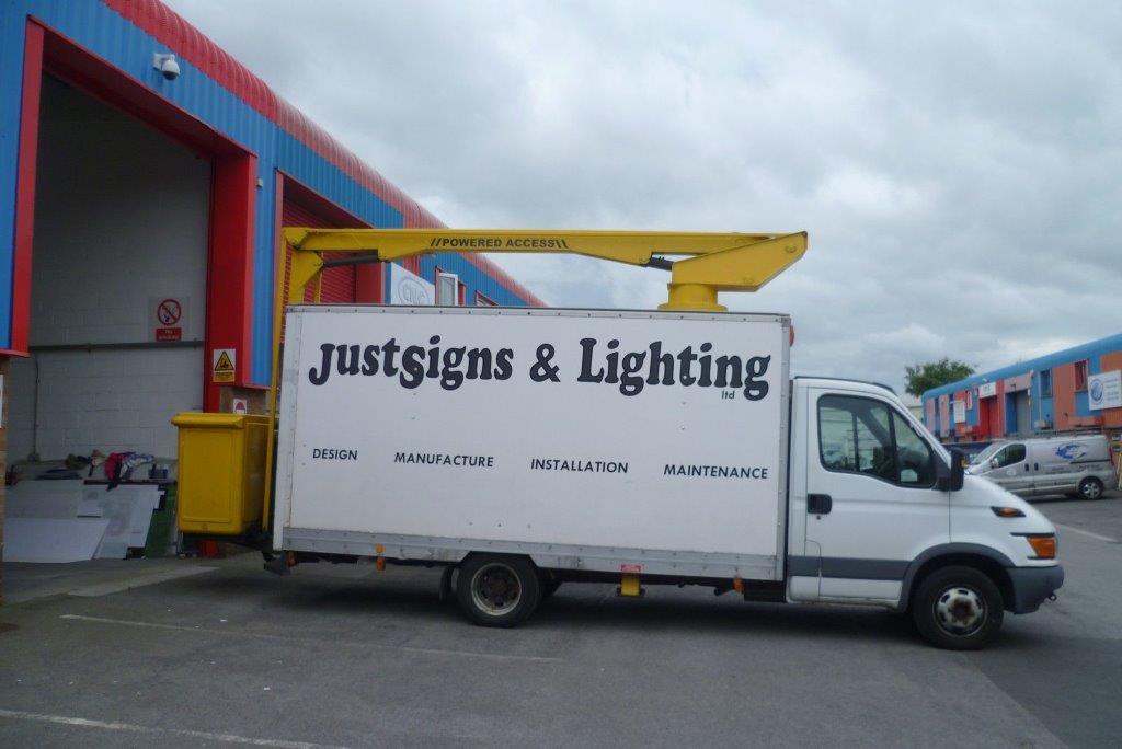 TCMSLimited's tweet photo. cherry picker services available now at TCMS LTD  #Gibraltar #reliable #tcms http://t.co/Z3bWeThReW