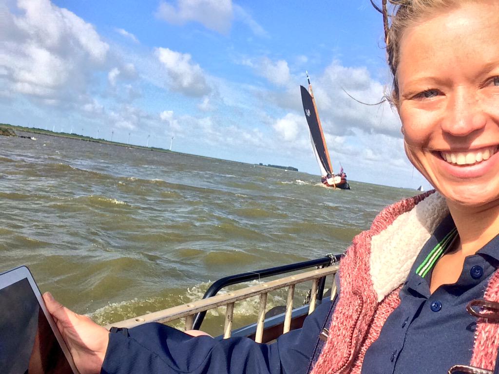 Hesteroz's tweet photo. We zijn er weer!! Vandaag in tropisch Lemmer:-) #floatingnomad #sks15 let's rock and roll!! http://t.co/E76TLQedO4