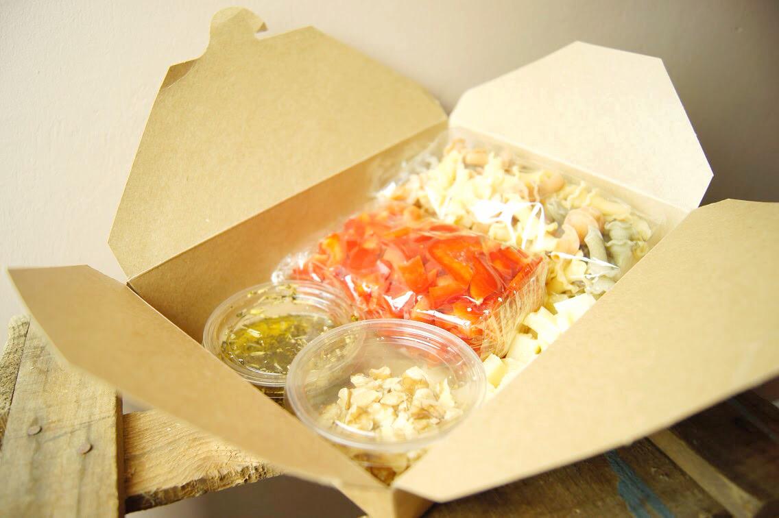 See how we create &amp; pack our #pack2cook. New #crowdfunding #startnext #video on youtu.be/tBrm__6nkA0  #taste #food