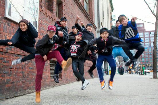 exnews24's tweet photo. EXILE TRIBE × エイベックス・グループ
★ PROJECT TARO 武者修行2015 ★
本日7/30 東京お台場よりスタート！！ http://t.co/ugnB8Lp4Lm