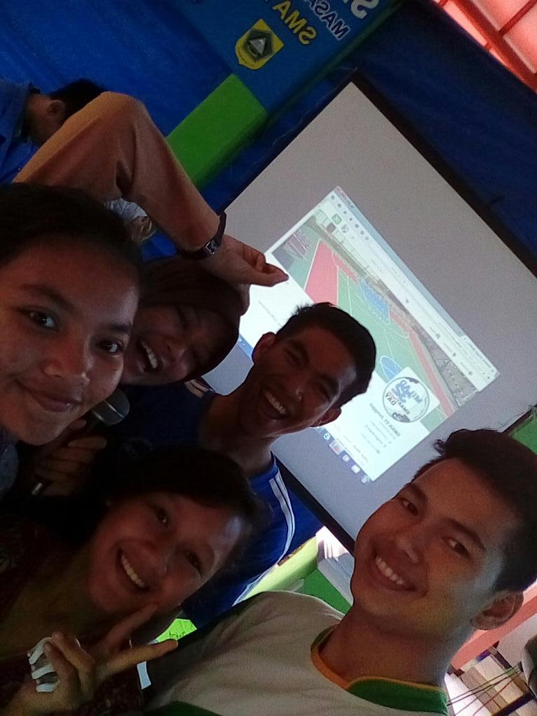 choi_ji_ung_'s tweet photo. @officialSmuray foto depan live tweet #MPLS2015 #MPLSSMURAY http://t.co/RvsDZoYkTj