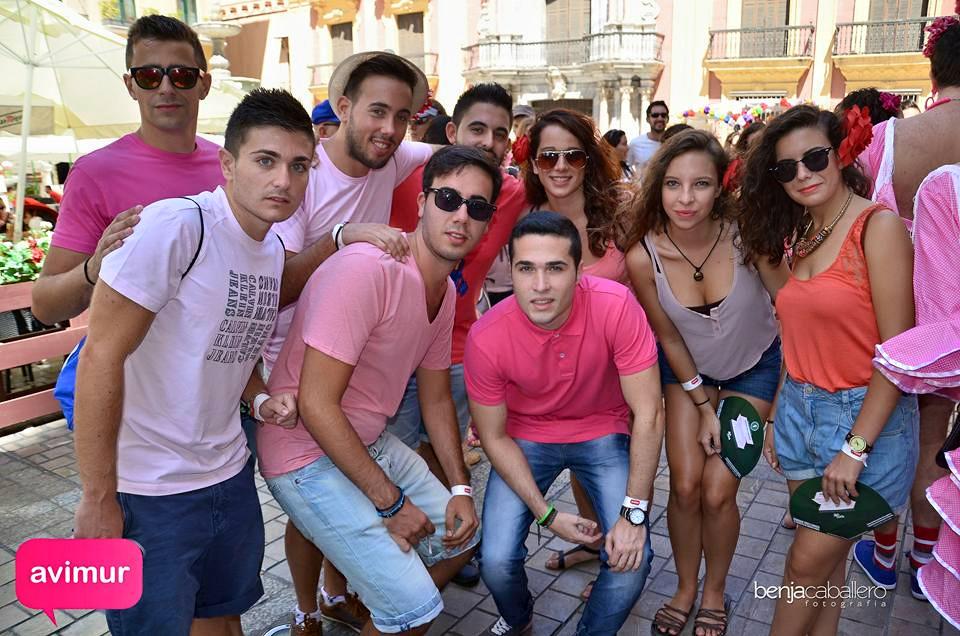 avimur's tweet photo. ¡uh uh que viene que viene!
Se nos pone el cuerpo malagueño...
#FeriaDeMalaga
#SomosDeFerias
#VivaMalaga http://t.co/GW0B8jSVi7