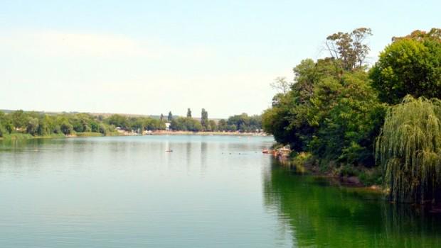 VuglaSrbija's tweet photo. #Venecija sred #Banata: #BelaCrkva, romantična varošica na jugu Banata, predstavlja pravu… http://t.co/1pneyvmjkF http://t.co/9FvCpH32Wz