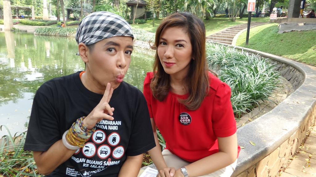 Negeri_Sendiri's tweet photo. Pasang alarm ya @NegeriID masuk tipi :D #KoboiJalanan @SudutPandangFAY. @Metro_TV Minggu 2/8/2015 jam 22.30 http://t.co/1ujKvCysYE