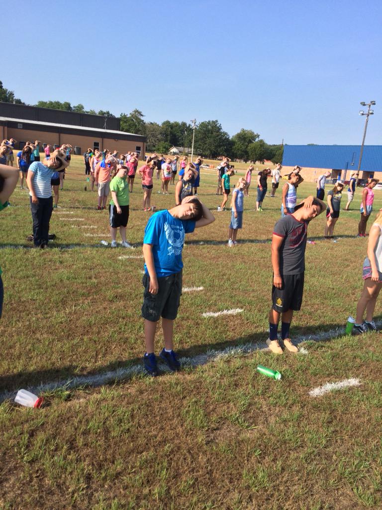 BrownsboroBMB's tweet photo. Smells like grass and #SummerBand!  BMB #freshmen2015-2016 are here! http://t.co/ink2xVA8fa