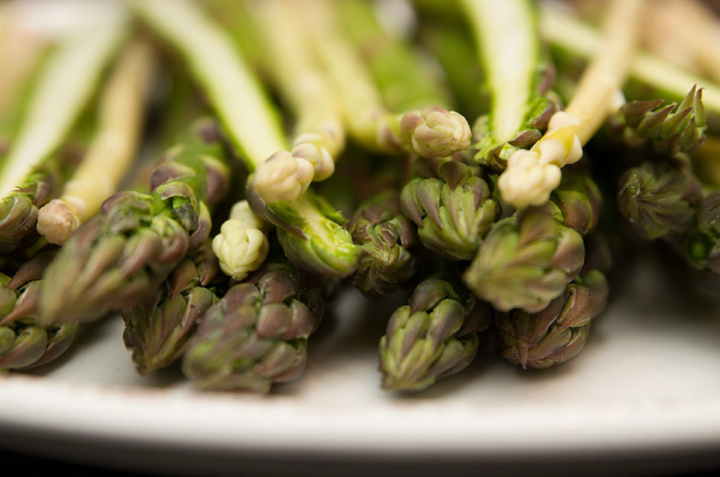 #Asperges blanches et vertes.