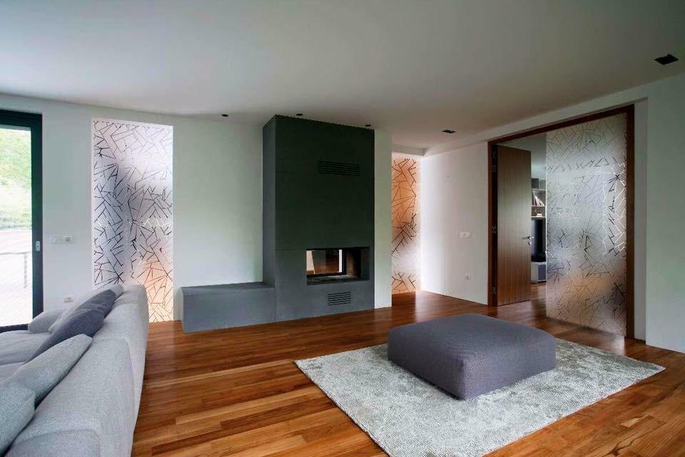 StoreLux's tweet image. Film adhésif, effet verres brisés.