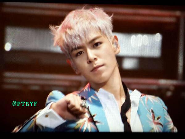 gxhusband's tweet photo. actually . I can't believe that u are so handsome .. OMG , TOP , you're fucking handsome w while hair TTTTTTTTTT http://t.co/k6yAyUUMtp