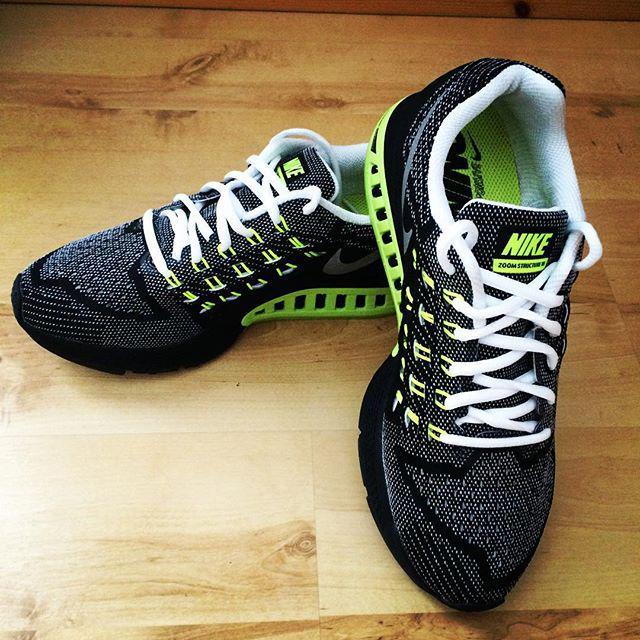 FitCalENGLISH's tweet photo. @lenaaa__xo posted #new #shoes #nike #runningshoes #fitness #air #zoom #structure #lovenike #nikesupport #running #… http://t.co/9UfNyggXcp