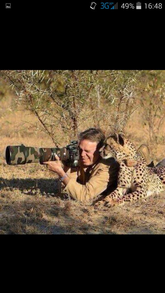 julylovescat's tweet photo. This is how real man shoot animals http://t.co/1N2pglRQtq