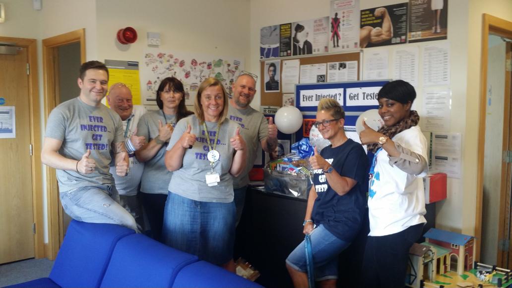 coleygirl's tweet photo. WHD day 4 with the lovely Stratford team @TRPWarwick #WorldHepatitisDay http://t.co/8rAYAjilsn
