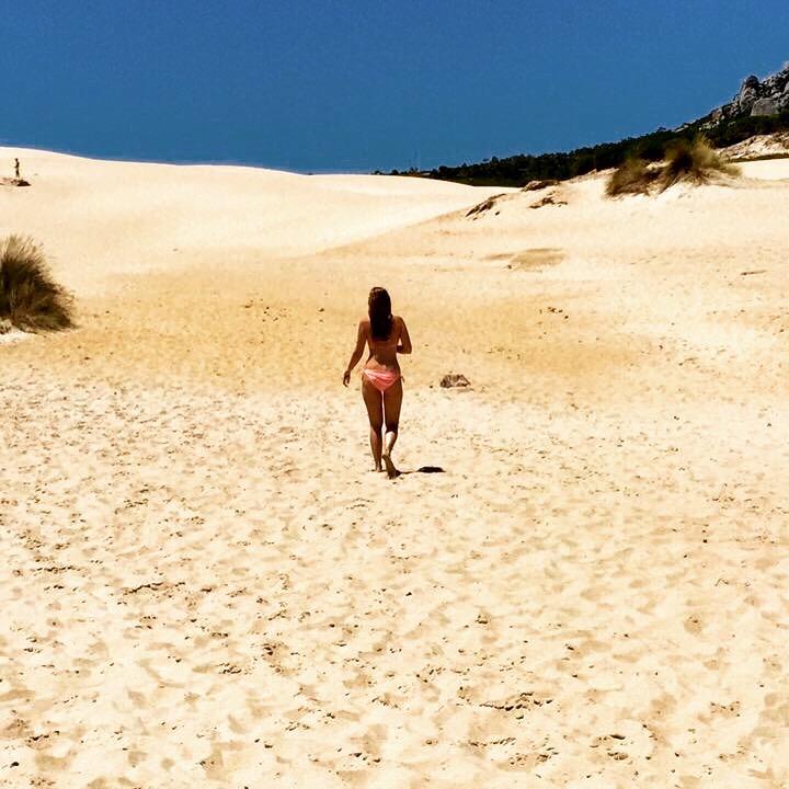 AHRedondo's tweet photo. #Bolonia #Playa #Relax 🌴☀️ http://t.co/1WArioWIwc