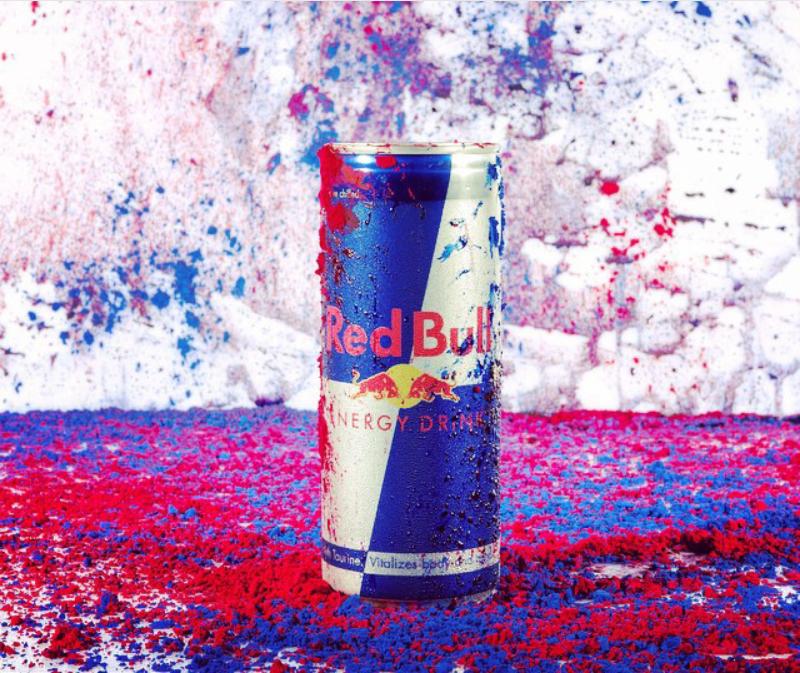 Calicantus_off's tweet photo. Domani Summer Friday - Calicantus Cafè e RedBull...solo per chi vuole metter le ali @redbull  #calisummerfriday http://t.co/4capsDwgap