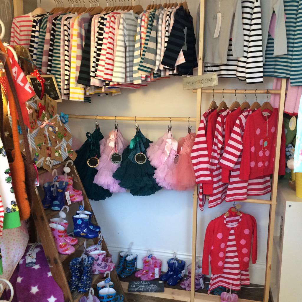 LittleButton3's tweet photo. Cheeky little Bob&amp;Blossom delivery #tutus #numbertshirts #dresses #littlebutton #settle http://t.co/ZaMpc64DPy